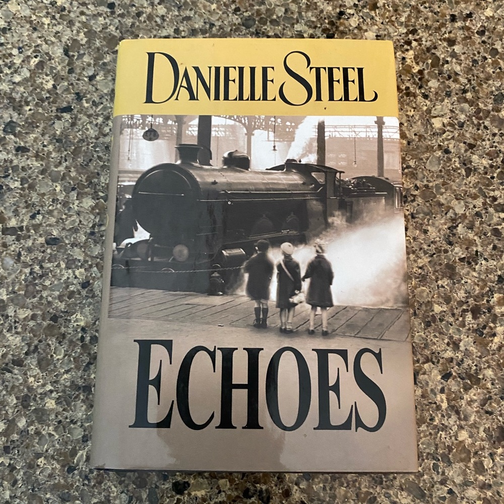Danielle Steel book $6 a piece or 2 for $9